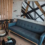 Cosea Living: Seaside Luxury Suite In Harbour 107A